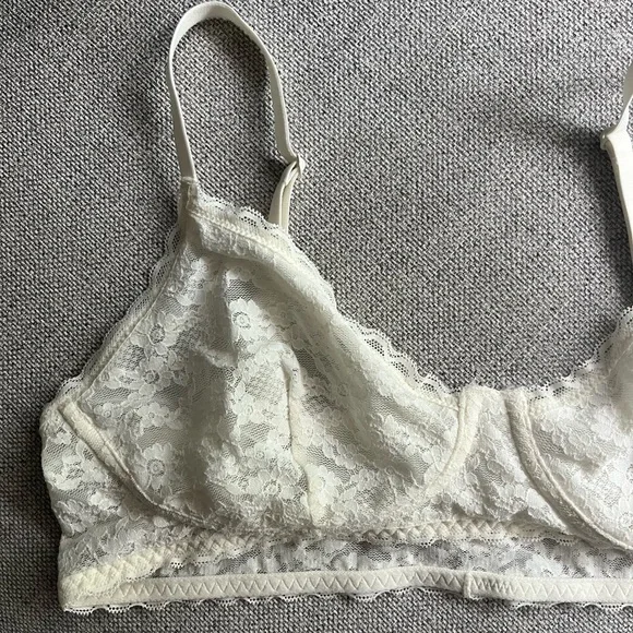 Aerie Lace Bralette - Picture 2 of 4